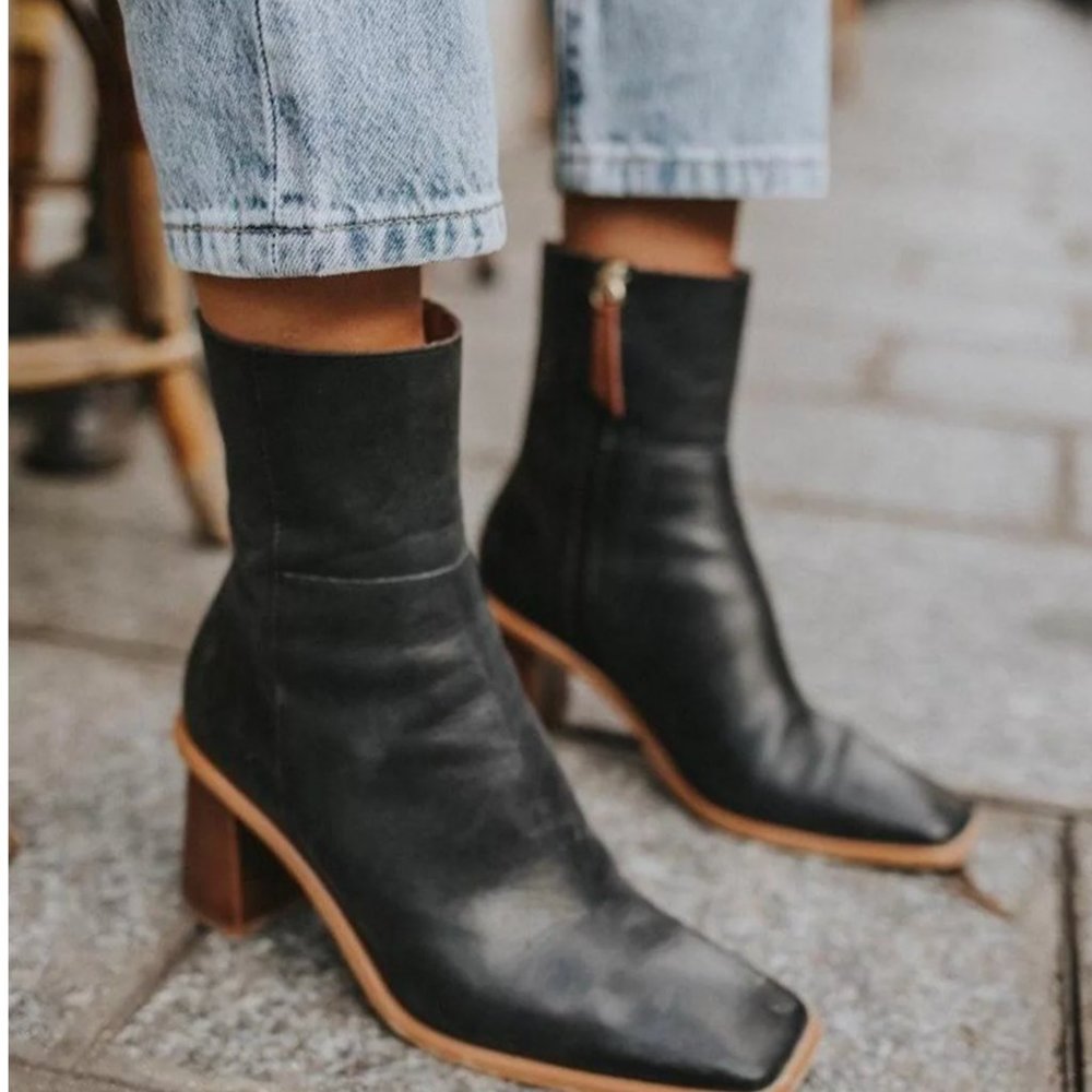 Alohas West Ankle Boot sz 10.5, EU 42